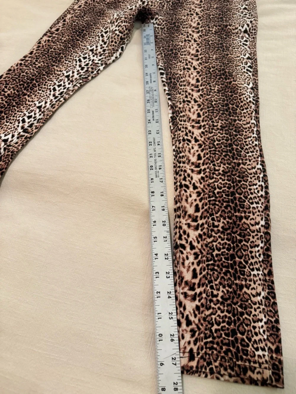 Y Jessi New York Leopard Animal Print Tan Black White Pant Legging size jr Large